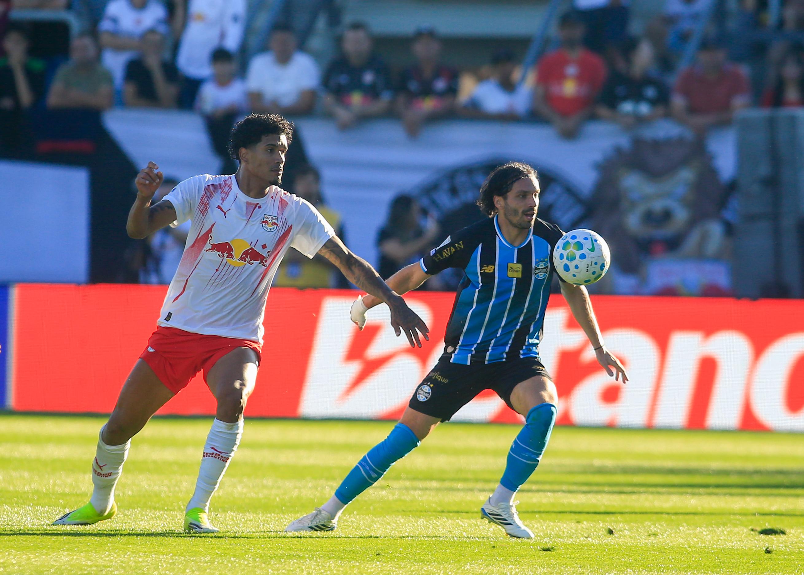 Grêmio é superado pelo Bragantino fora de casa